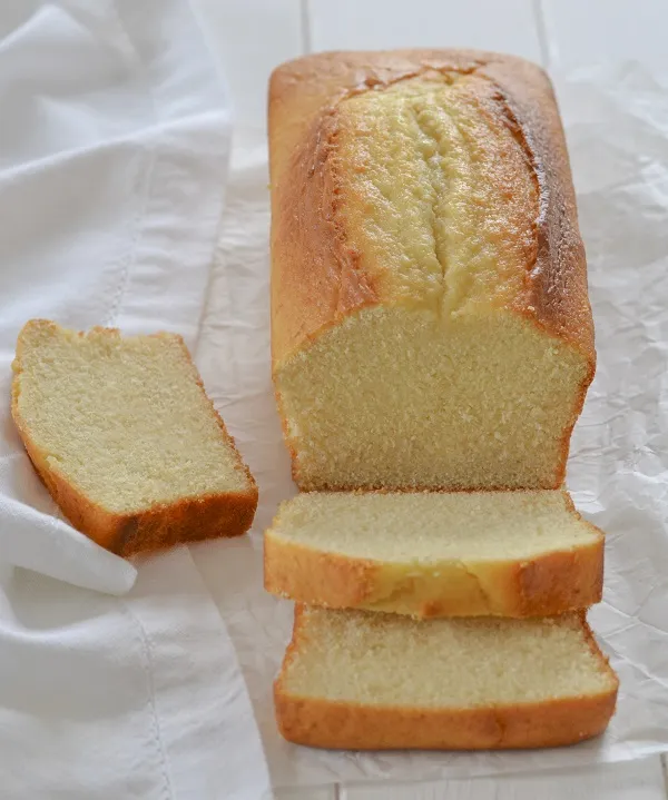 plumcake alla panna e latte e vaniglia
