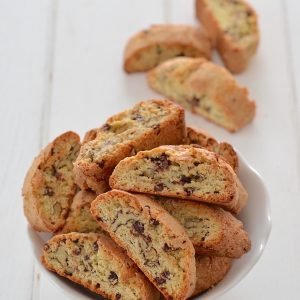 cantucci noci e cioccolato fondente