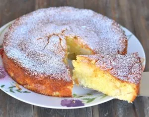 fetta di torta di mele al burro