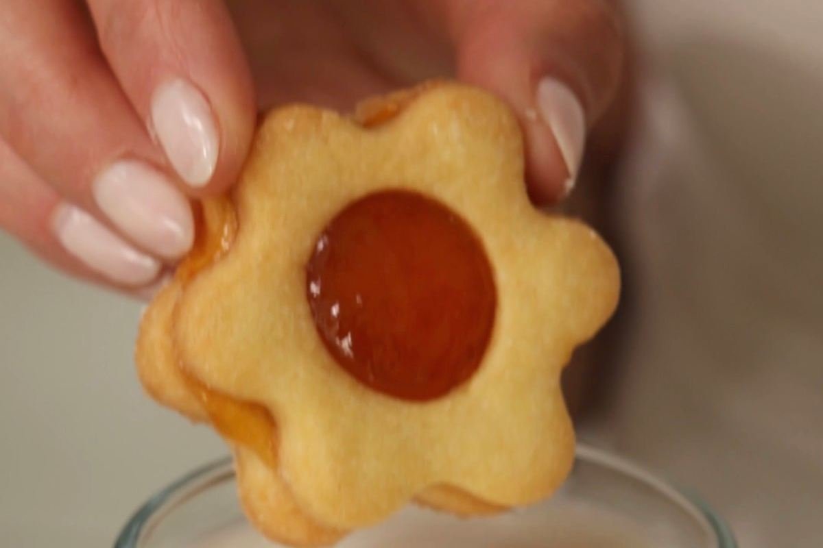 biscotti occhio di bue con la marmellata