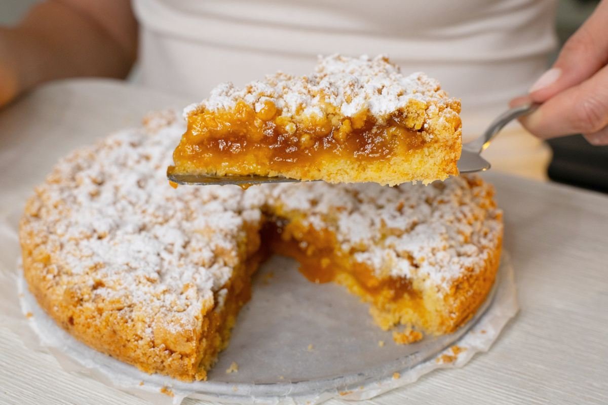 sbriciolata con la marmellata